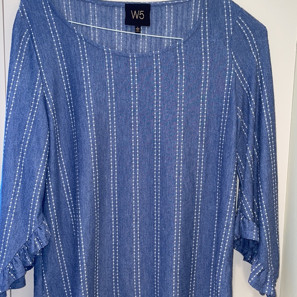 Blue white Embroidered W5 Concepts Ruffle 3/4 Sleeve Blouse Size Large